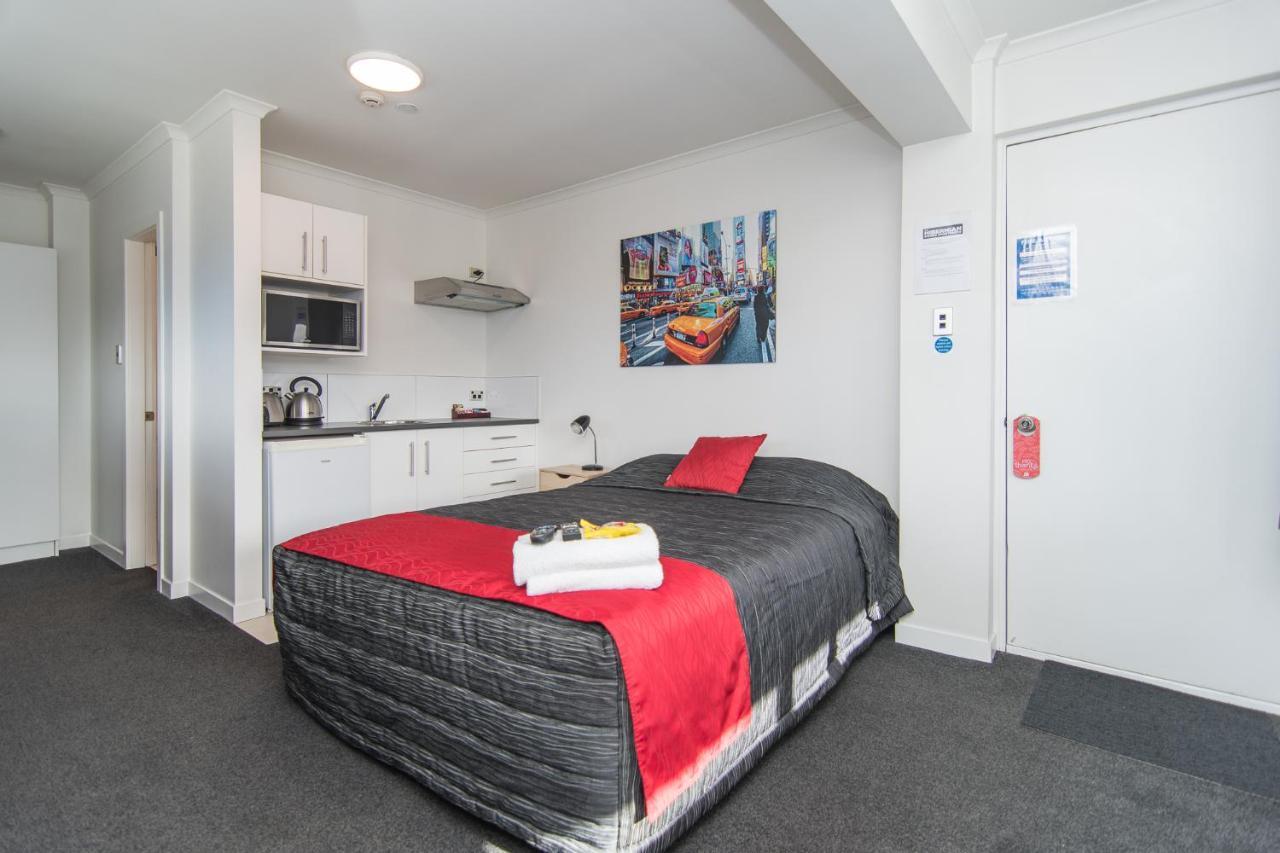 The Hibernian Studio Apartments - 4 Latter Street Timaru Eksteriør billede