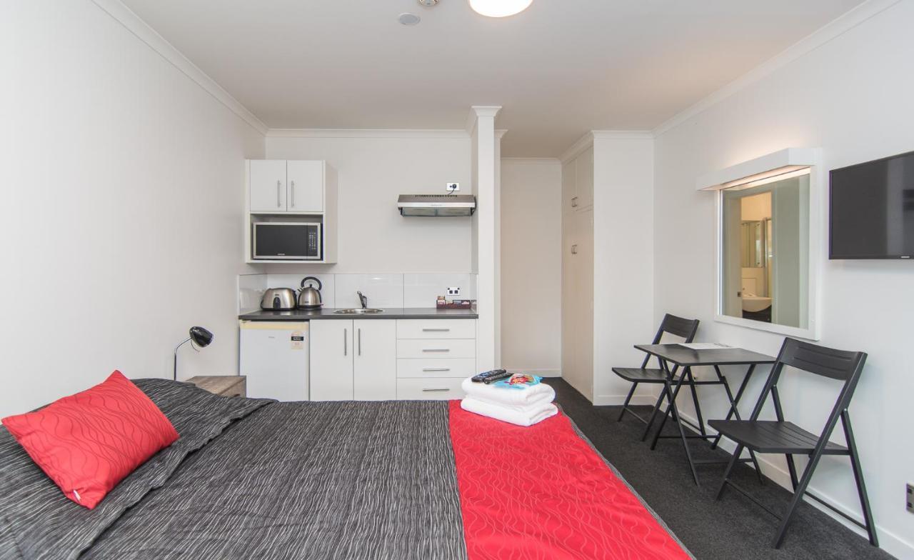 The Hibernian Studio Apartments - 4 Latter Street Timaru Eksteriør billede