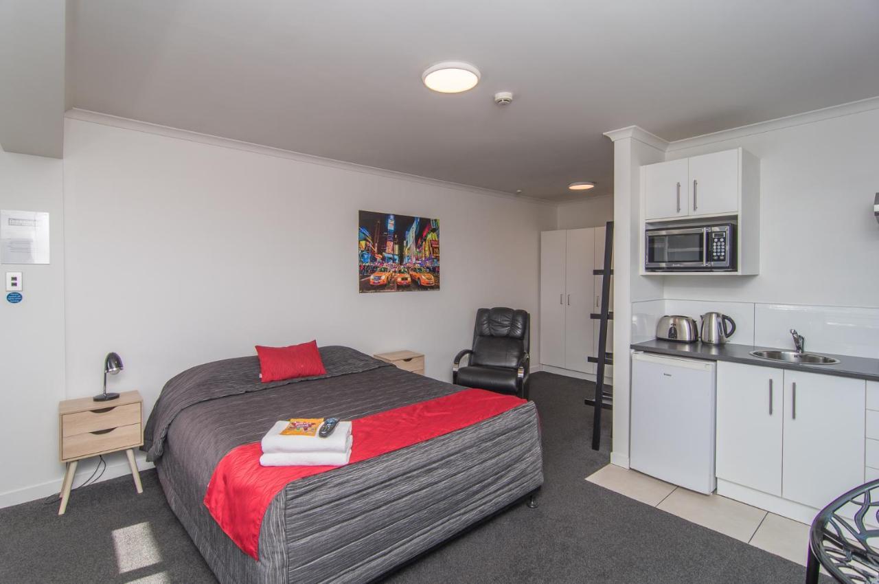 The Hibernian Studio Apartments - 4 Latter Street Timaru Eksteriør billede